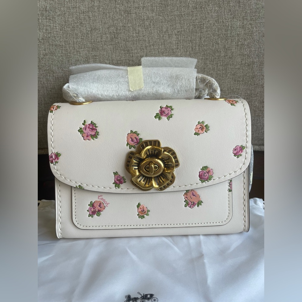 NWT！COACH PARKER 18 WITH MINI VINTAGE ROSE PRINT （COACH 55178）